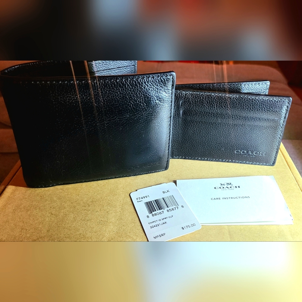 New Coach Wallets - Picture 1 of 3